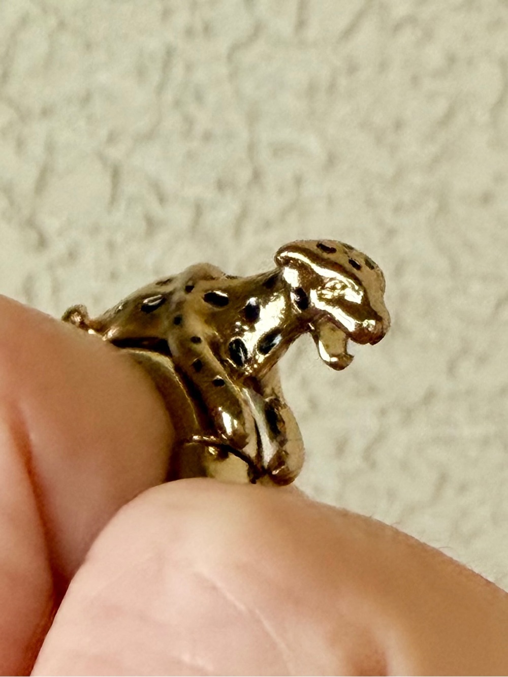 Stylish Gold Leopard Ring